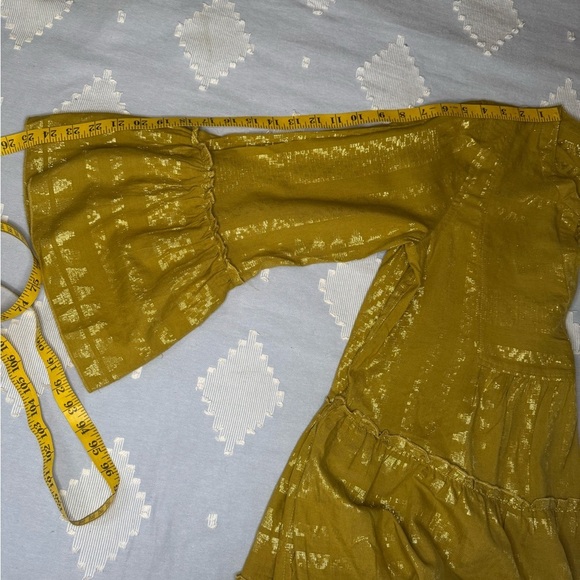 Elan Elegant Gold Tiered Dress Size Medium.   #318 - Picture 15 of 17